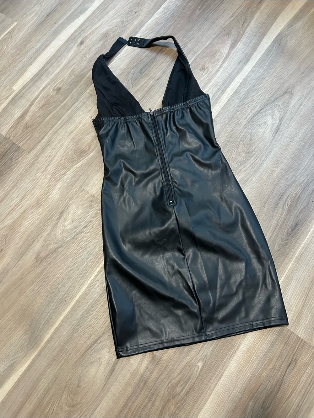 Paper moon Faux Leather Adjustable Halter Mini cocktail Dress - Black - Picture 2 of 2
